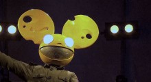 Deadmau5 Lights Up London with Nokia at AutoCurate.com